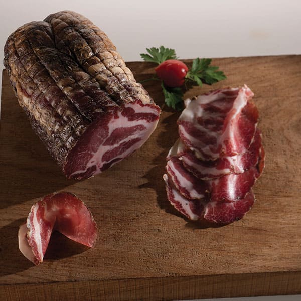 Capocollo affettato